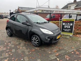 Ford Ka 1.2 TITANIUM HB 3-Drs Unieke kleurstelling!!
