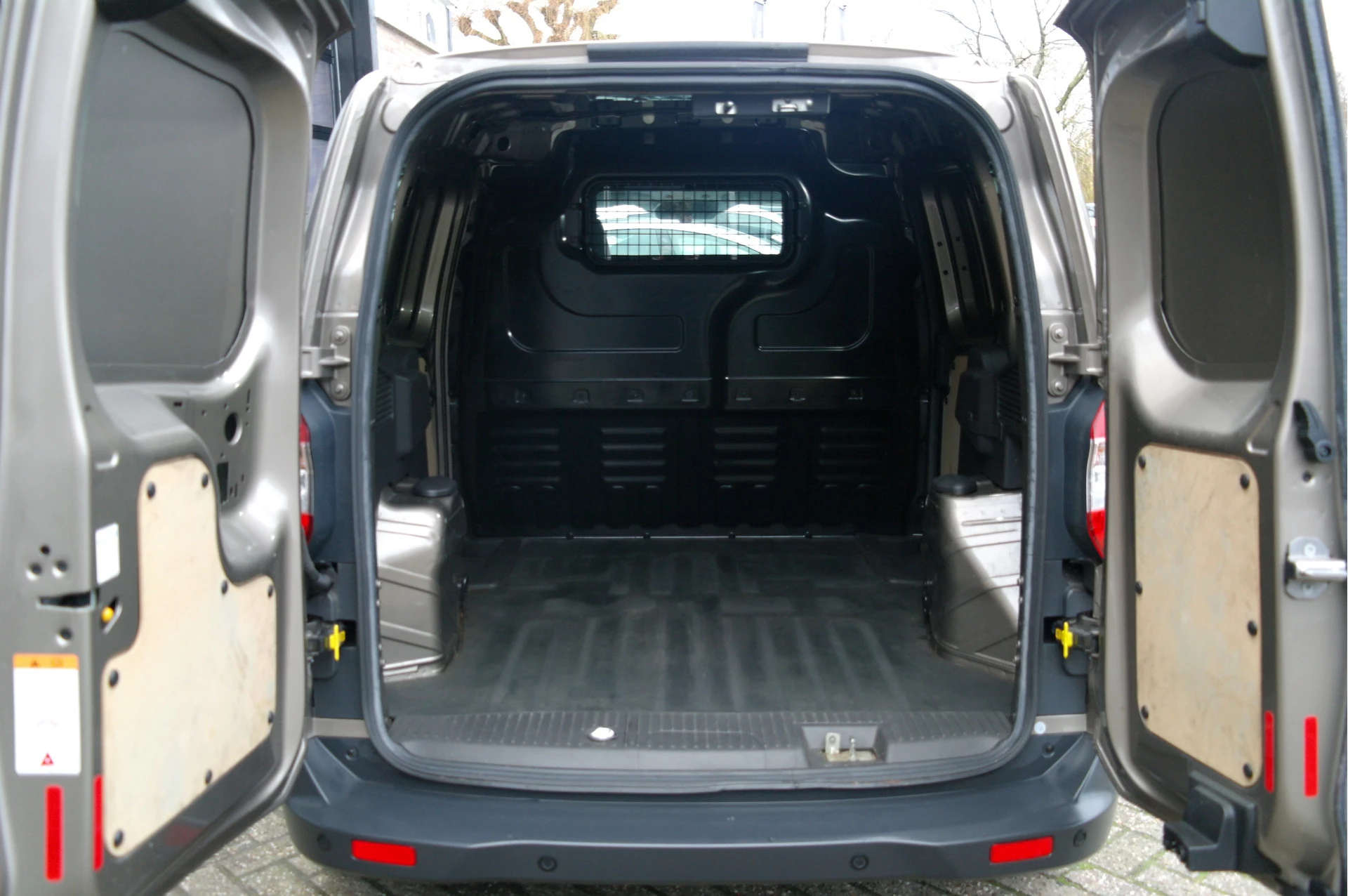 Hoofdafbeelding Ford Transit Courier