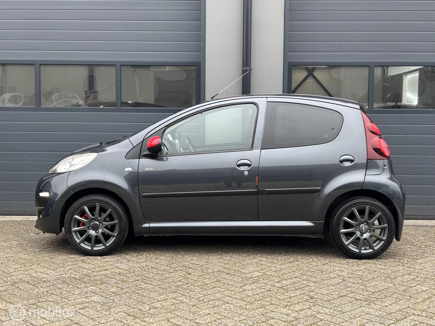 Hoofdafbeelding Peugeot 107