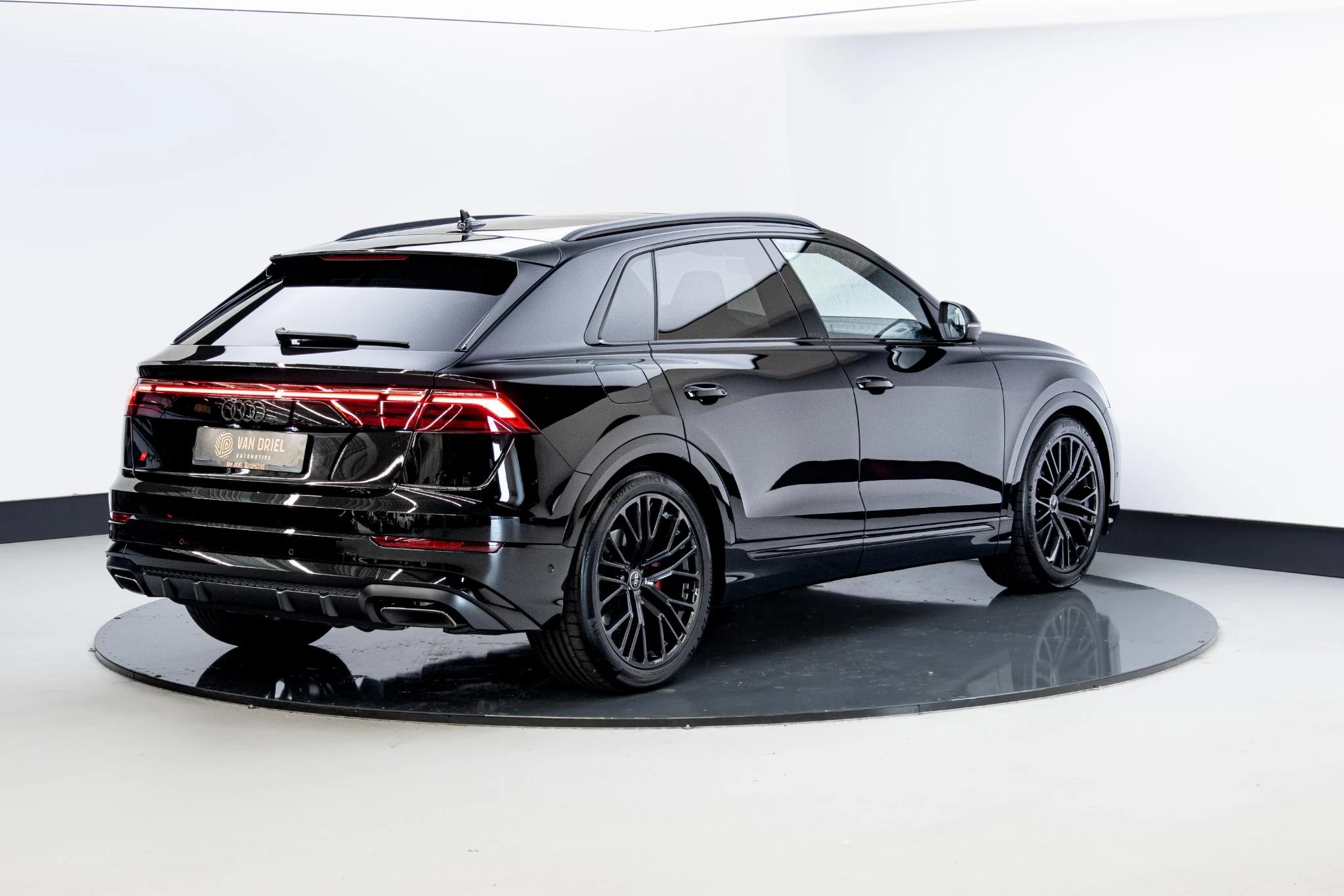 Hoofdafbeelding Audi Q8