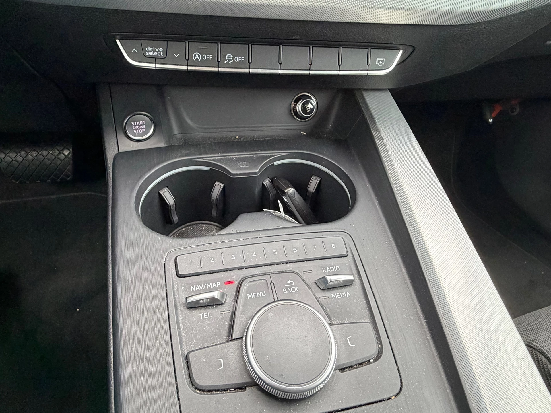 Hoofdafbeelding Audi A4