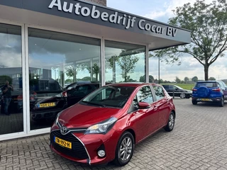Hoofdafbeelding Toyota Yaris Toyota Yaris 1.3 VVT-I DYNAMIC /Camera/Navi/Trekhaak