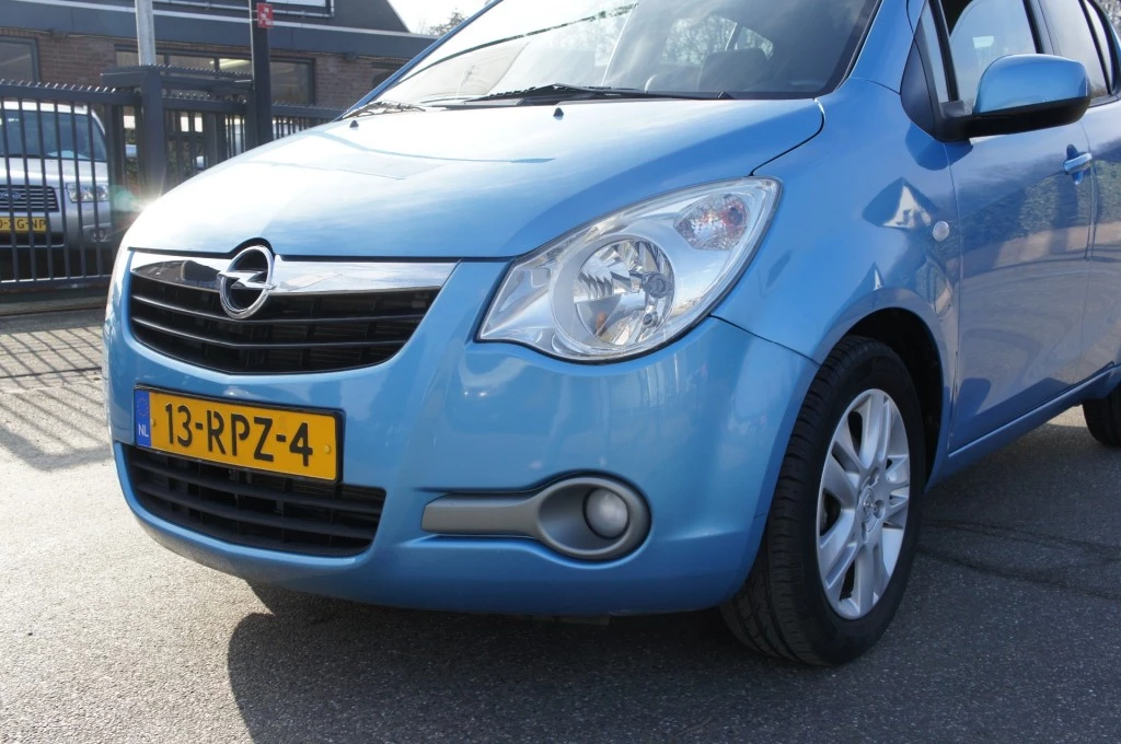 Hoofdafbeelding Opel Agila