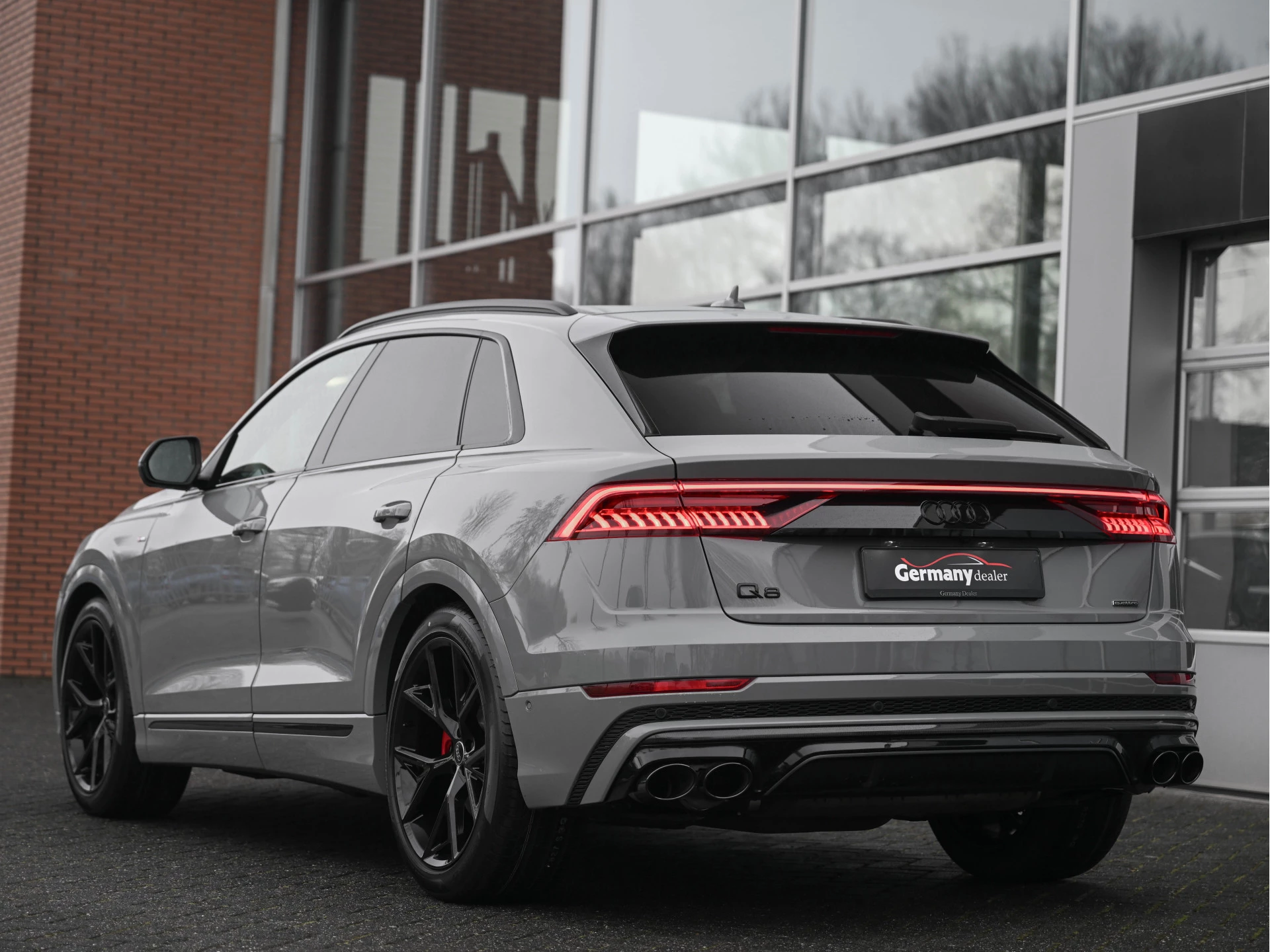 Hoofdafbeelding Audi Q8