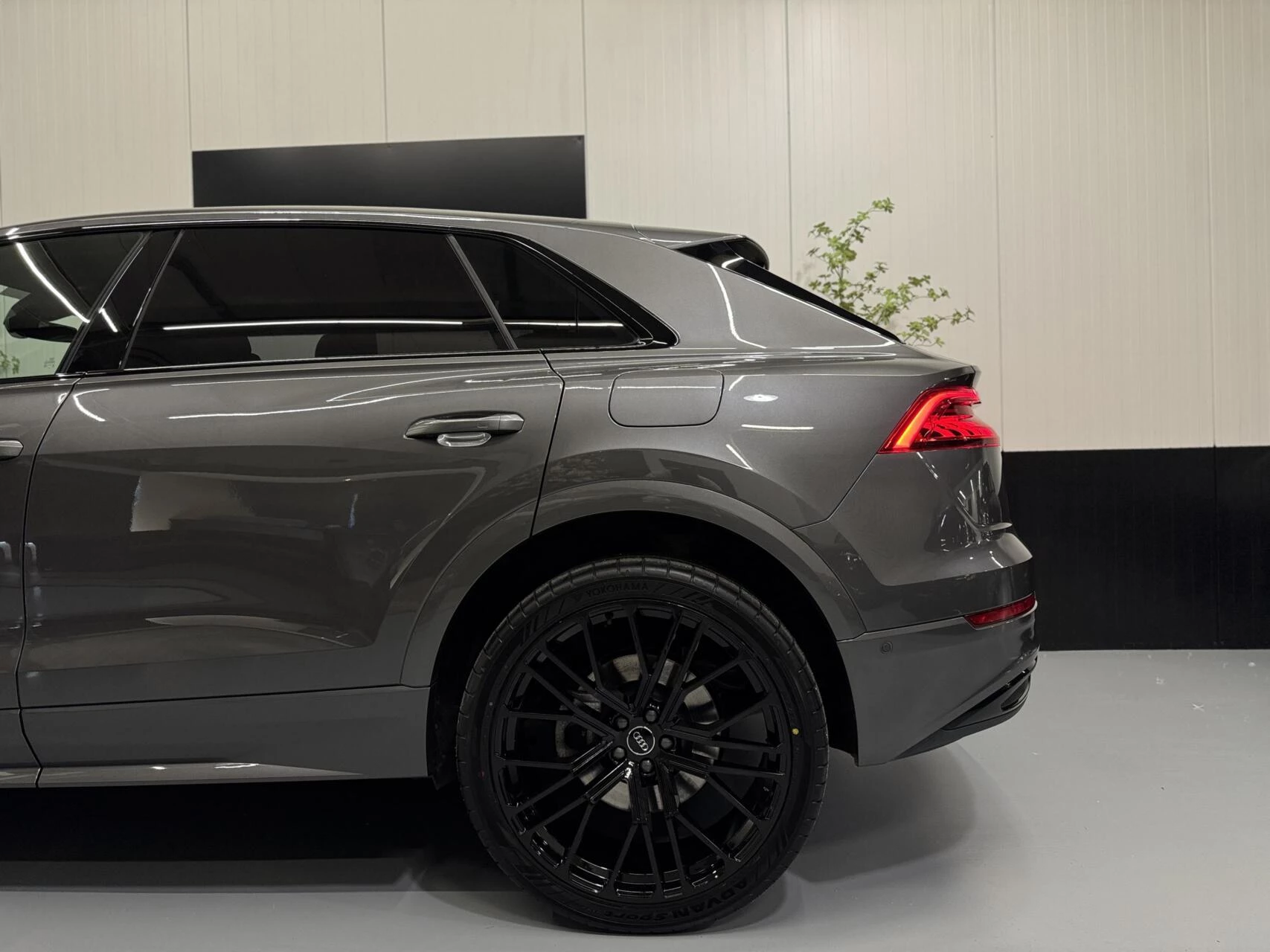 Hoofdafbeelding Audi Q8