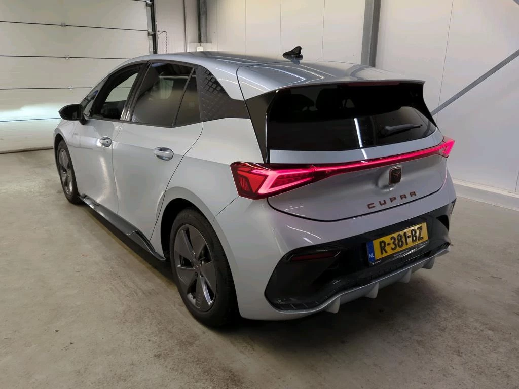 Hoofdafbeelding CUPRA Born