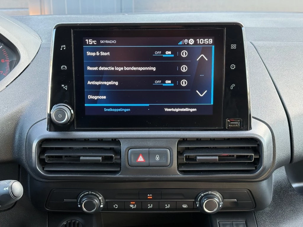 Hoofdafbeelding Peugeot Partner