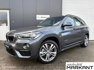 BMW X1 20i xDrive Sport Panoramadak / Apple-Android / Nette!
