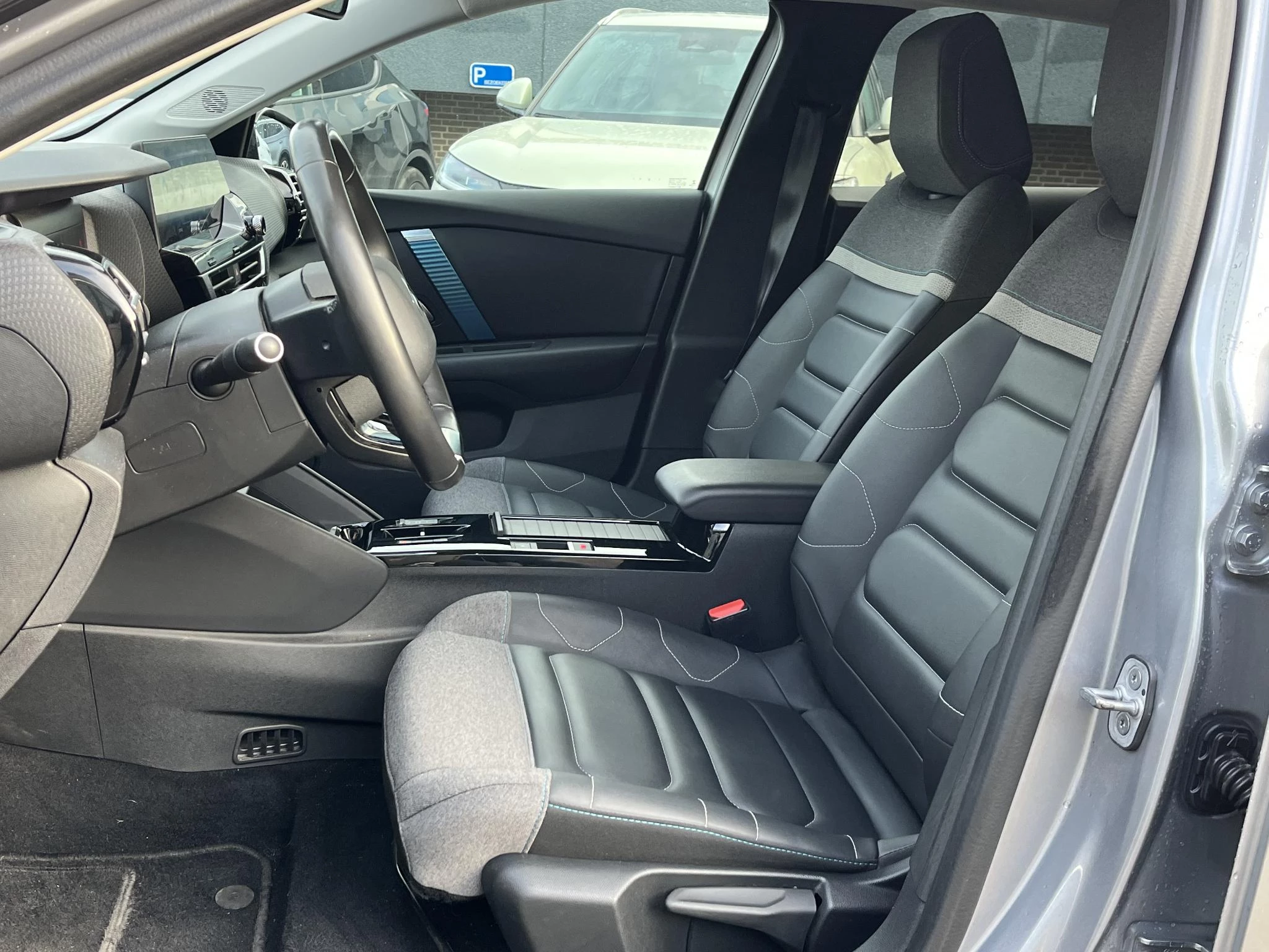 Hoofdafbeelding Citroën ë-C4