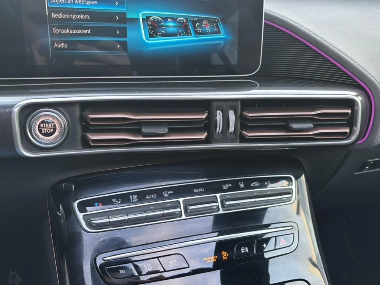 Hoofdafbeelding Mercedes-Benz EQC