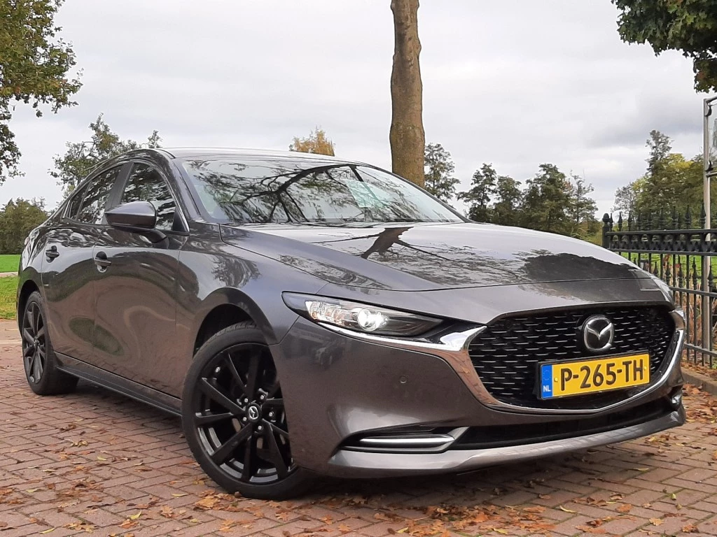 Hoofdafbeelding Mazda 3