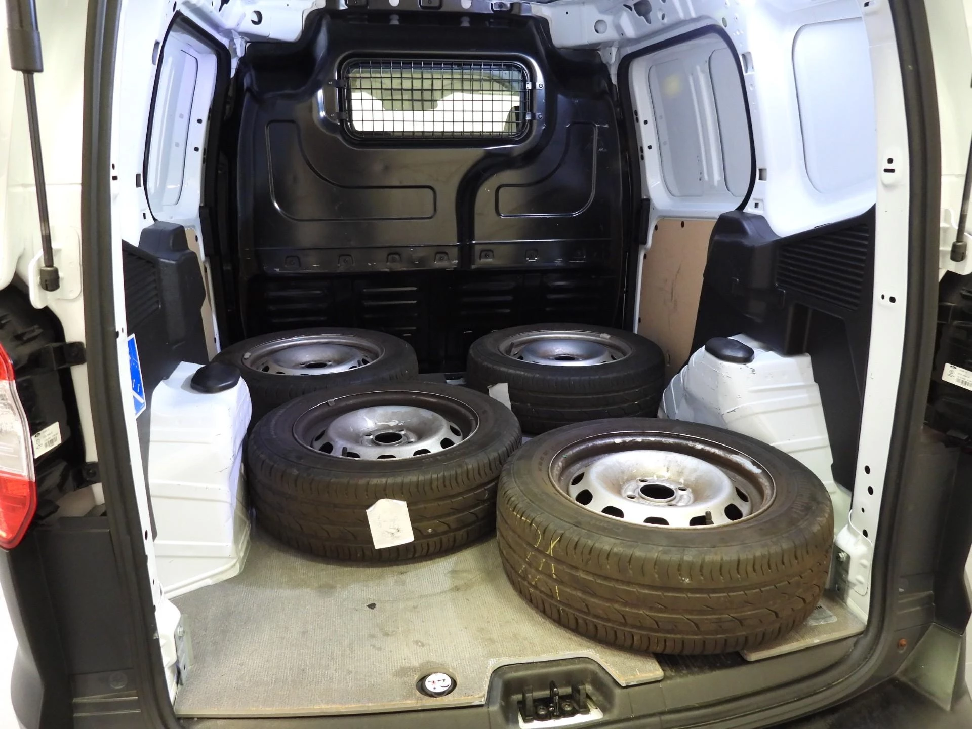 Hoofdafbeelding Ford Transit Courier