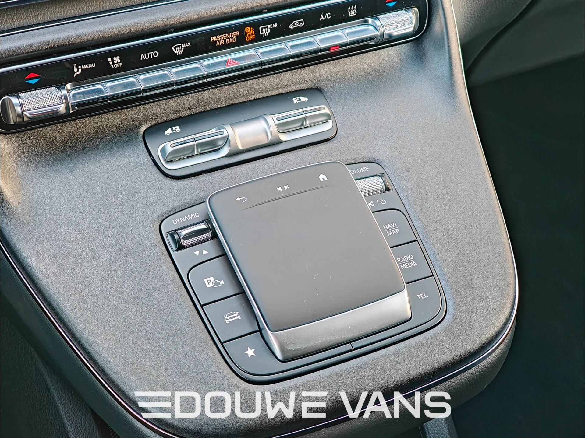 Hoofdafbeelding Mercedes-Benz EQV