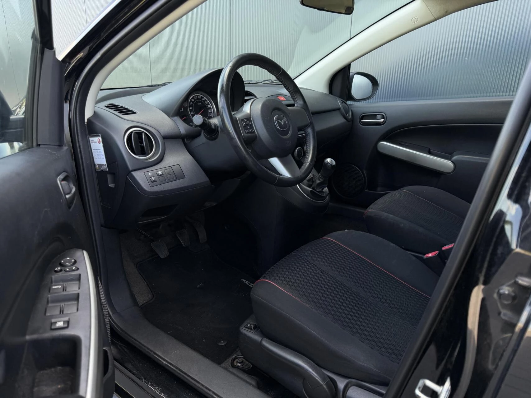 Hoofdafbeelding Mazda 2