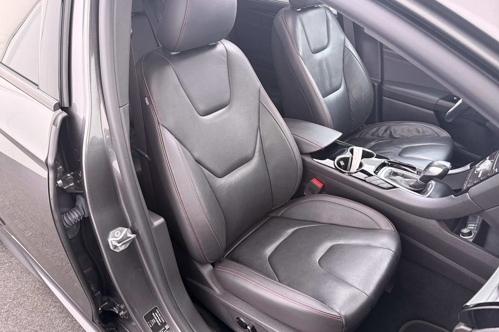 Hoofdafbeelding Ford Mondeo