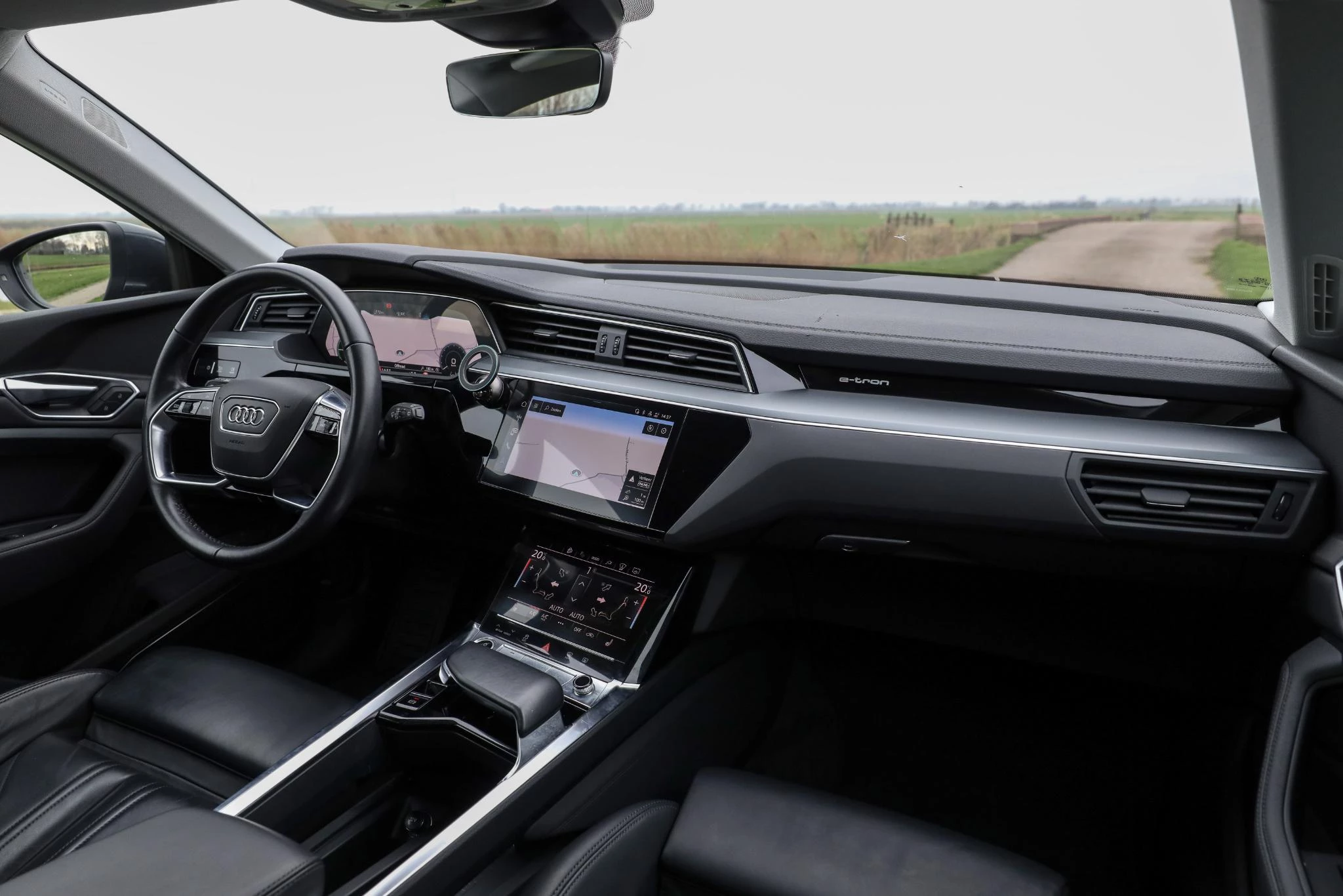 Hoofdafbeelding Audi e-tron