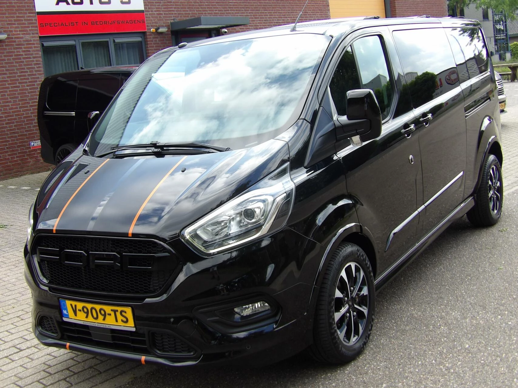 Hoofdafbeelding Ford Transit Custom