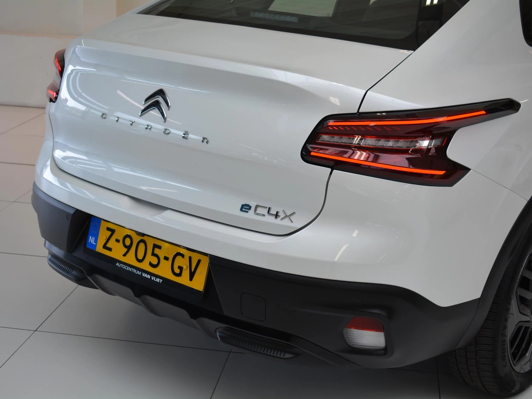 Hoofdafbeelding Citroën ë-C4 X