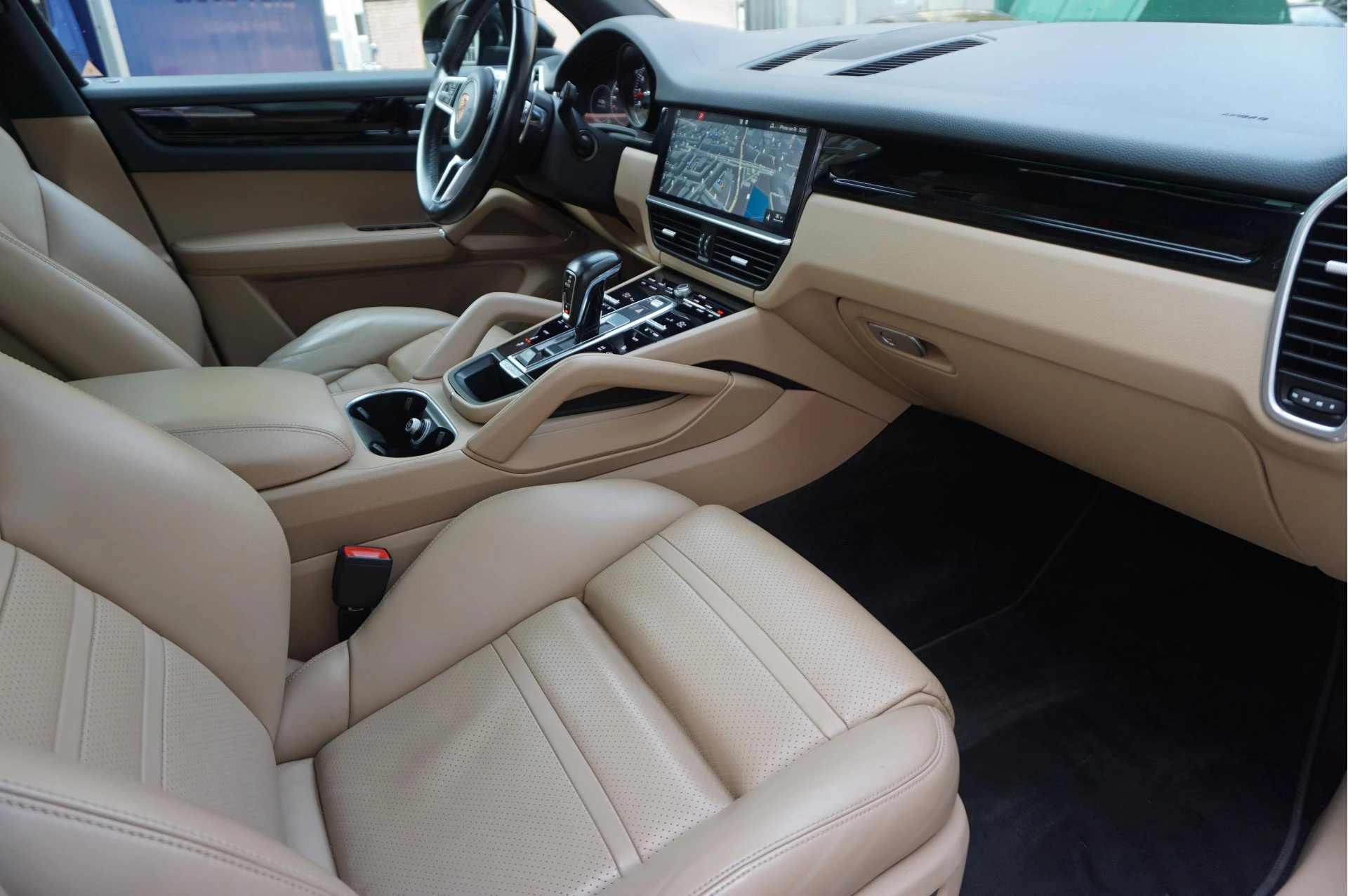 Hoofdafbeelding Porsche Cayenne