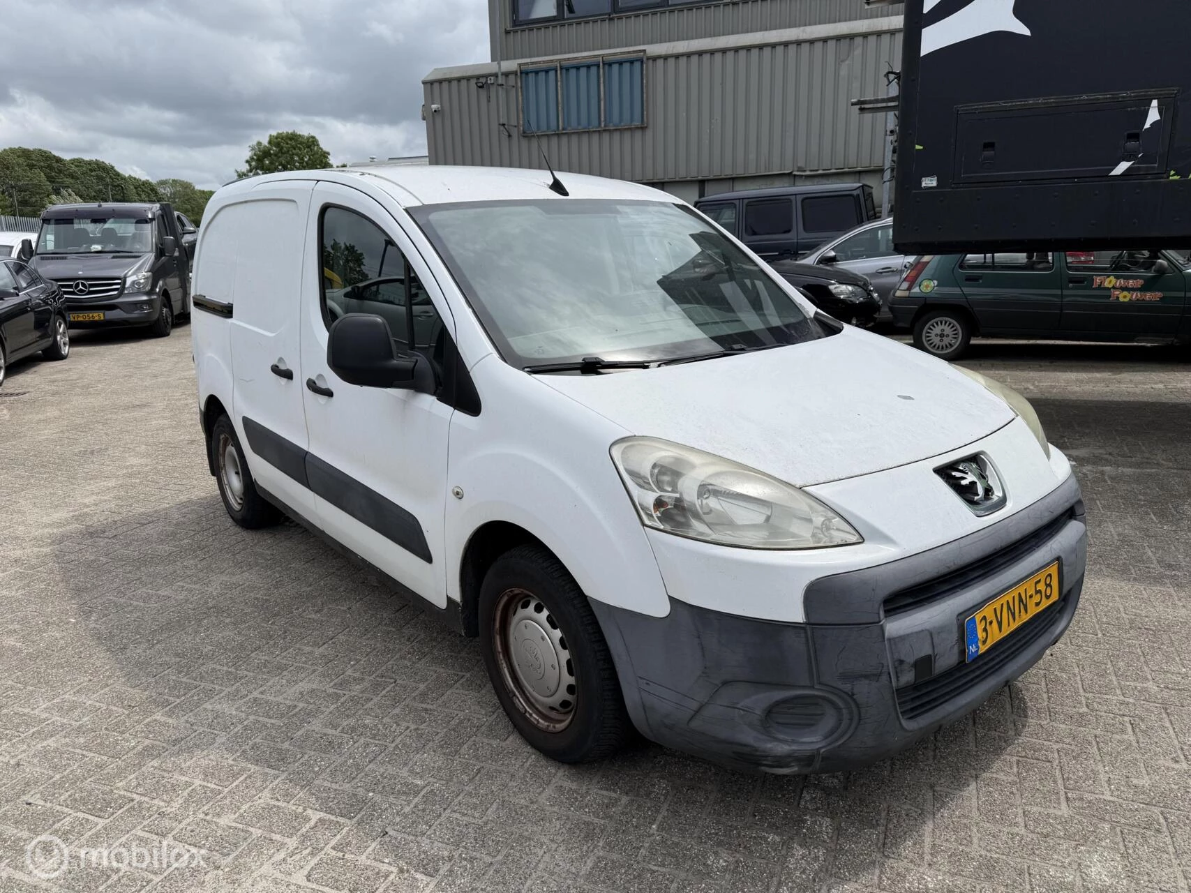 Hoofdafbeelding Peugeot Partner