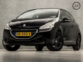 Peugeot 208 1.0 VTi Black Sport (SCHERM, LM VELGEN, TREKHAAK, CRUISE, SPORTSTOELEN, PARKEERSENSOREN, NIEUWE APK, NIEUWSTAAT)