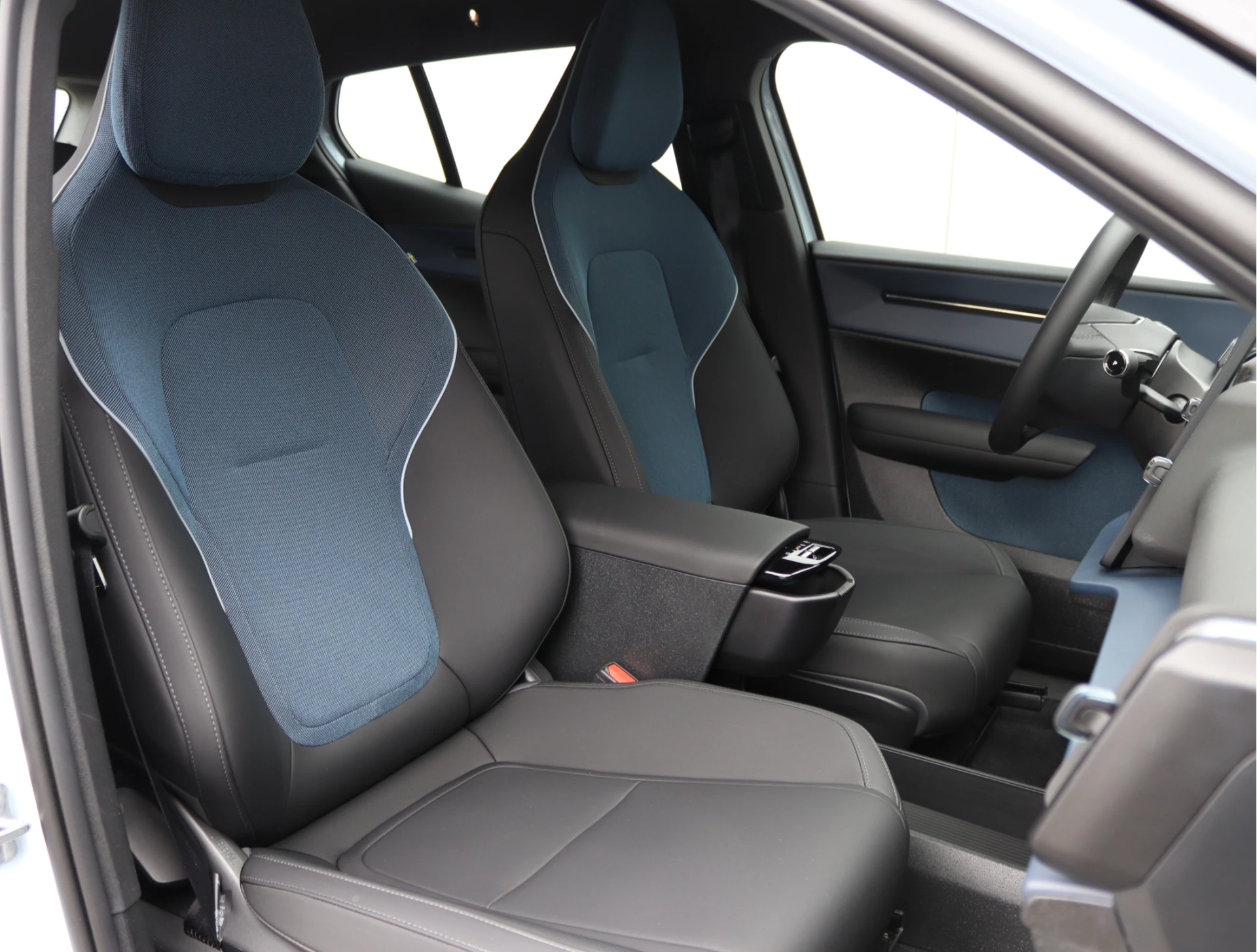 Hoofdafbeelding Volvo EX30