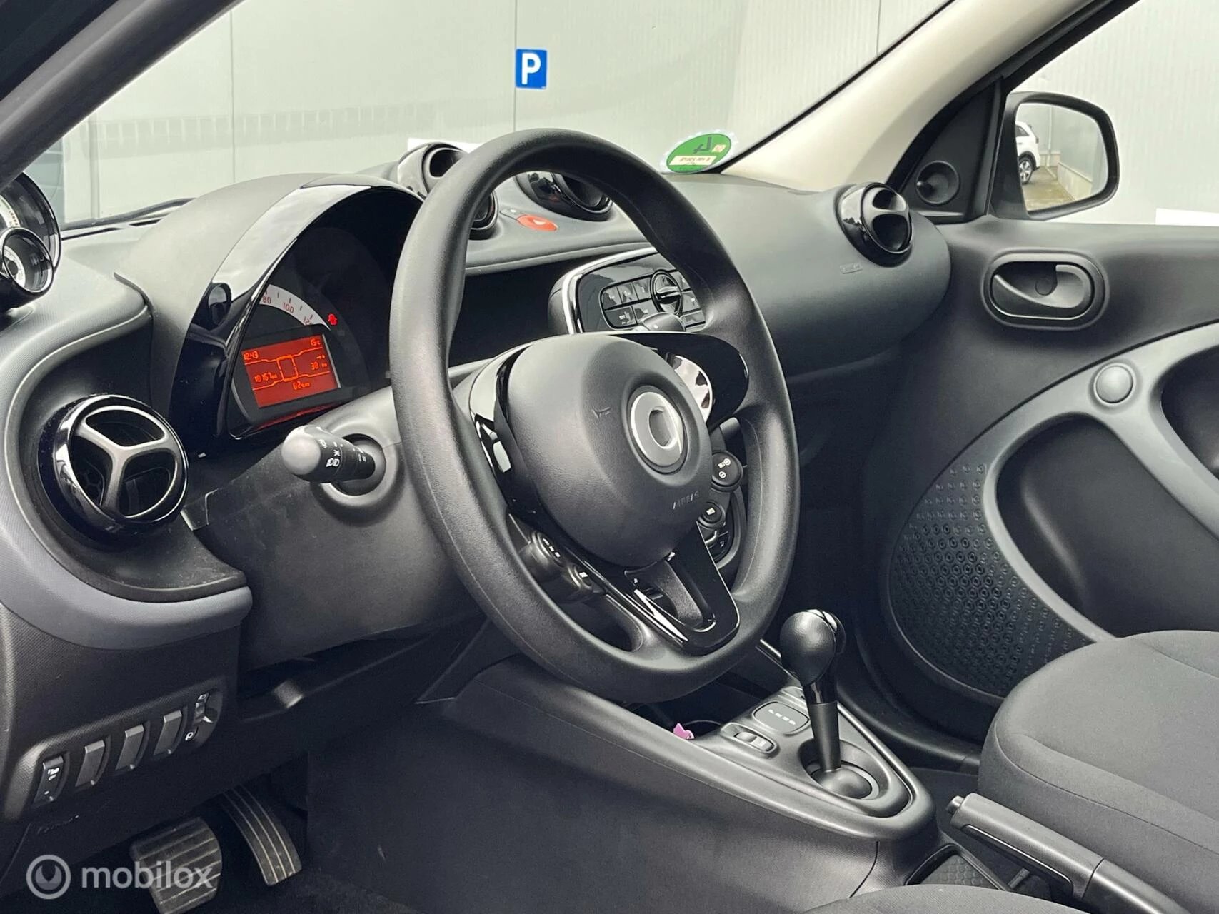 Hoofdafbeelding Smart Forfour