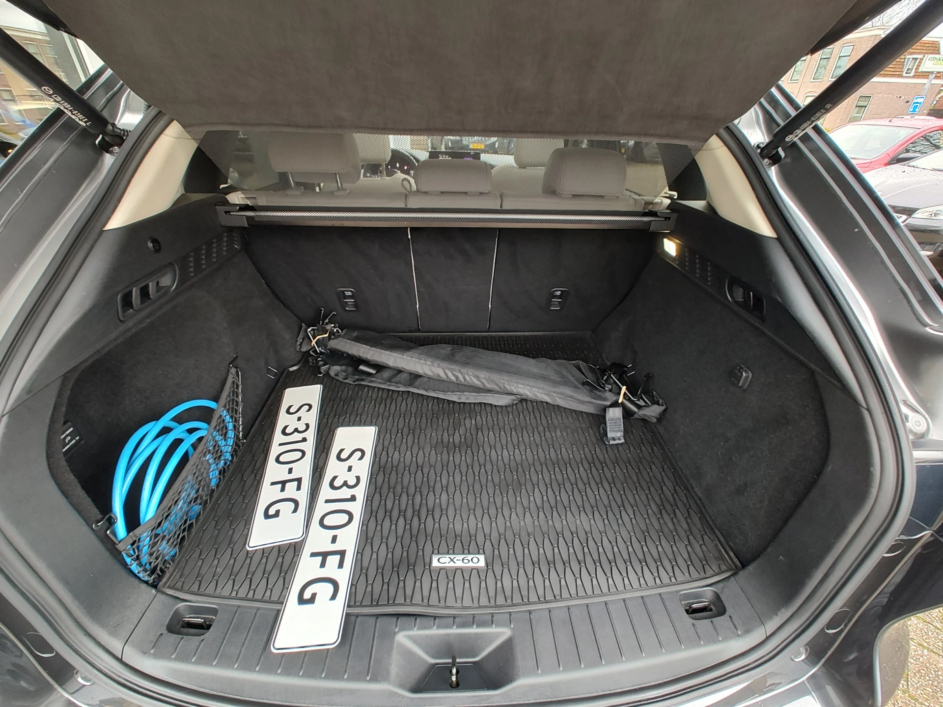 Hoofdafbeelding Mazda CX-60