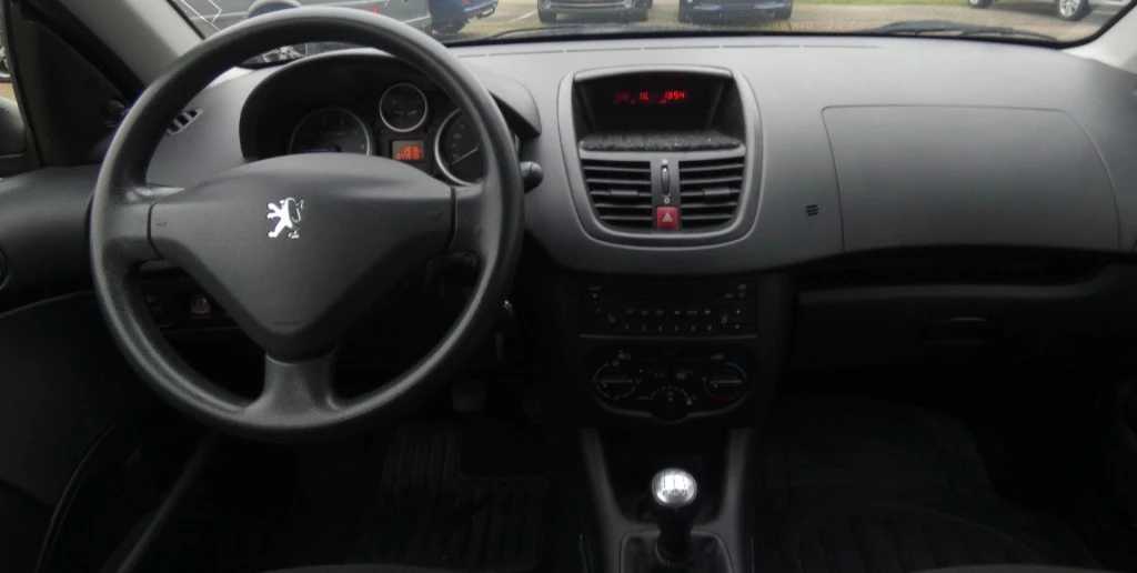 Hoofdafbeelding Peugeot 206