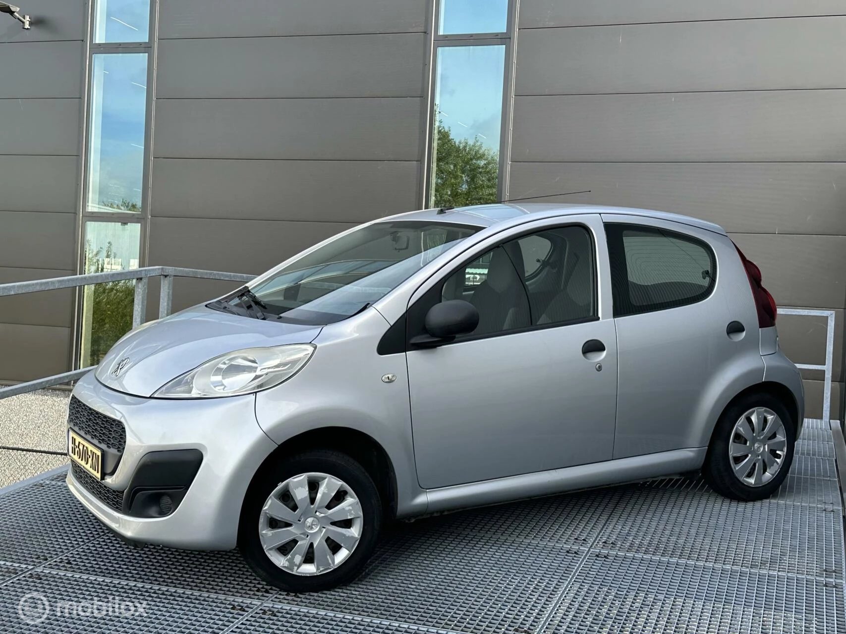 Hoofdafbeelding Peugeot 107