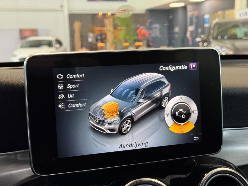 Hoofdafbeelding Mercedes-Benz GLC