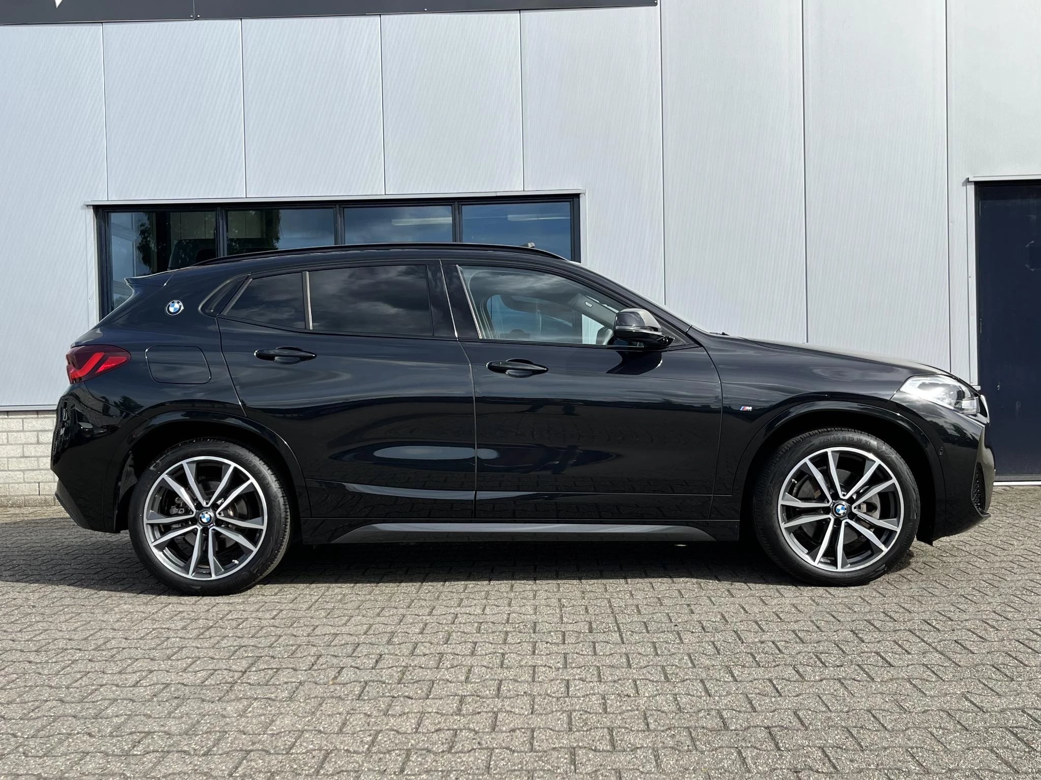 Hoofdafbeelding BMW X2