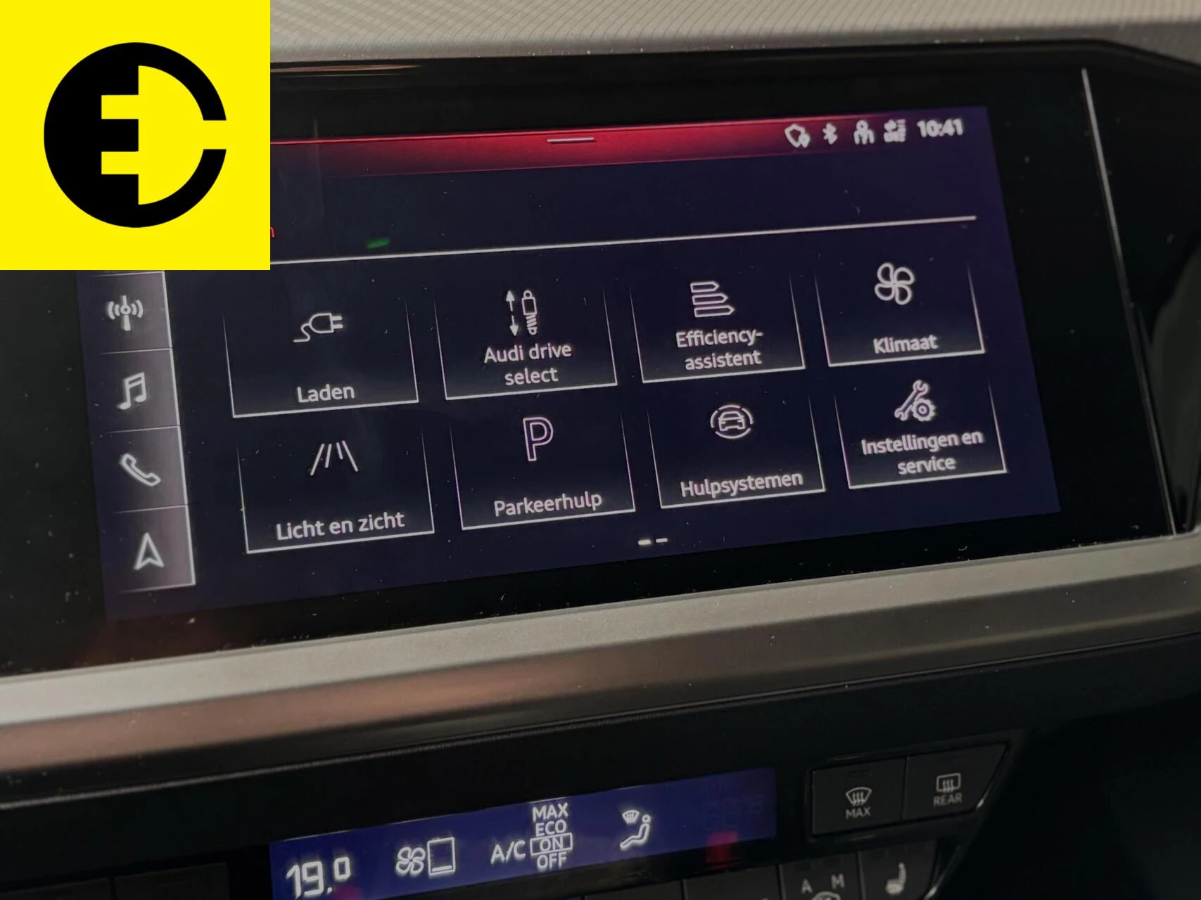 Hoofdafbeelding Audi Q4 e-tron