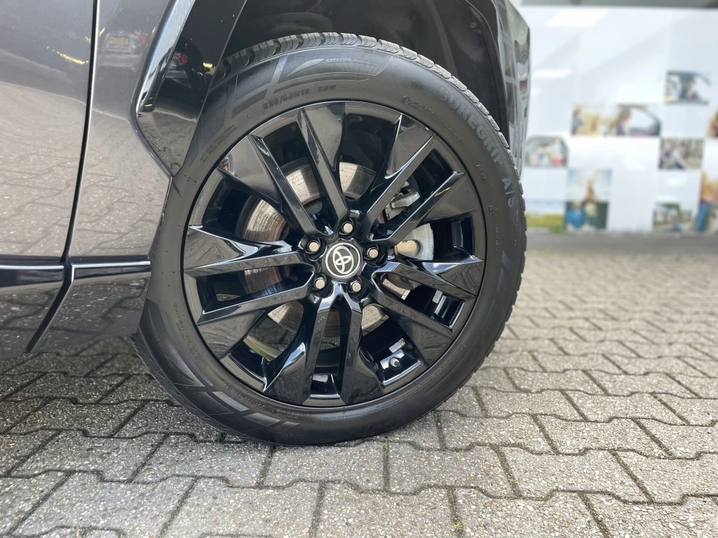 Hoofdafbeelding Toyota RAV4