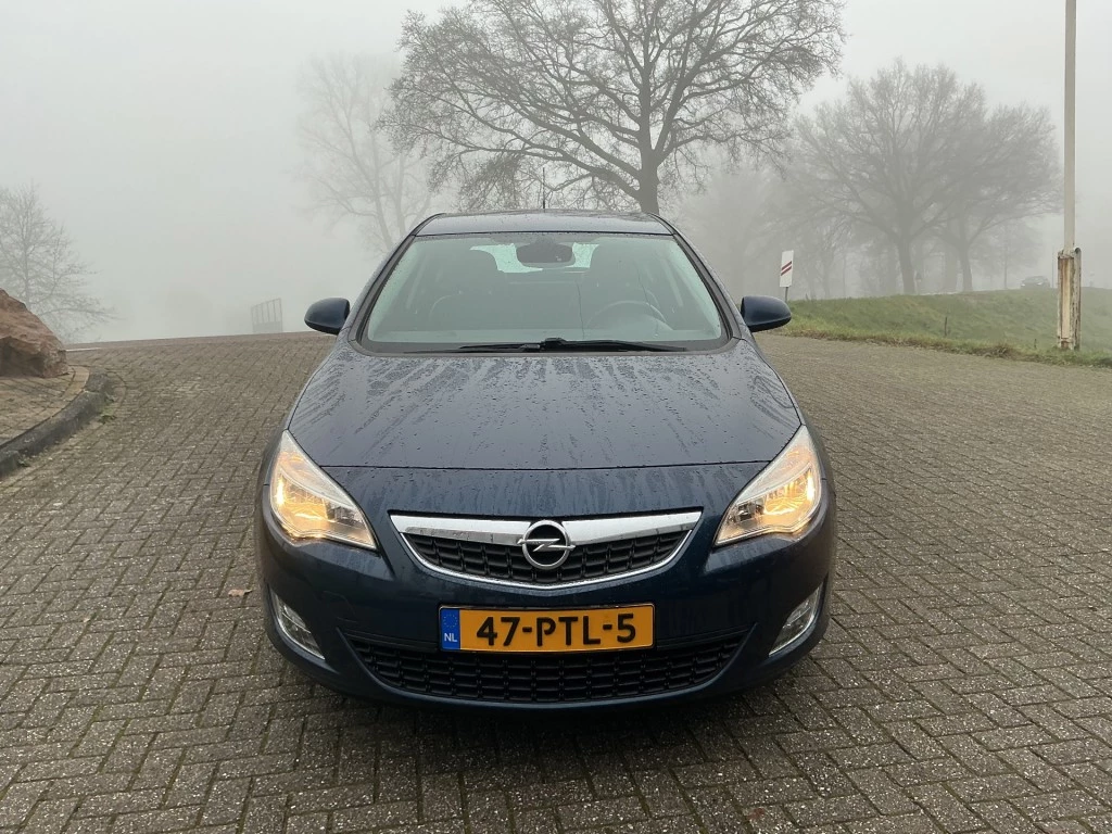 Hoofdafbeelding Opel Astra