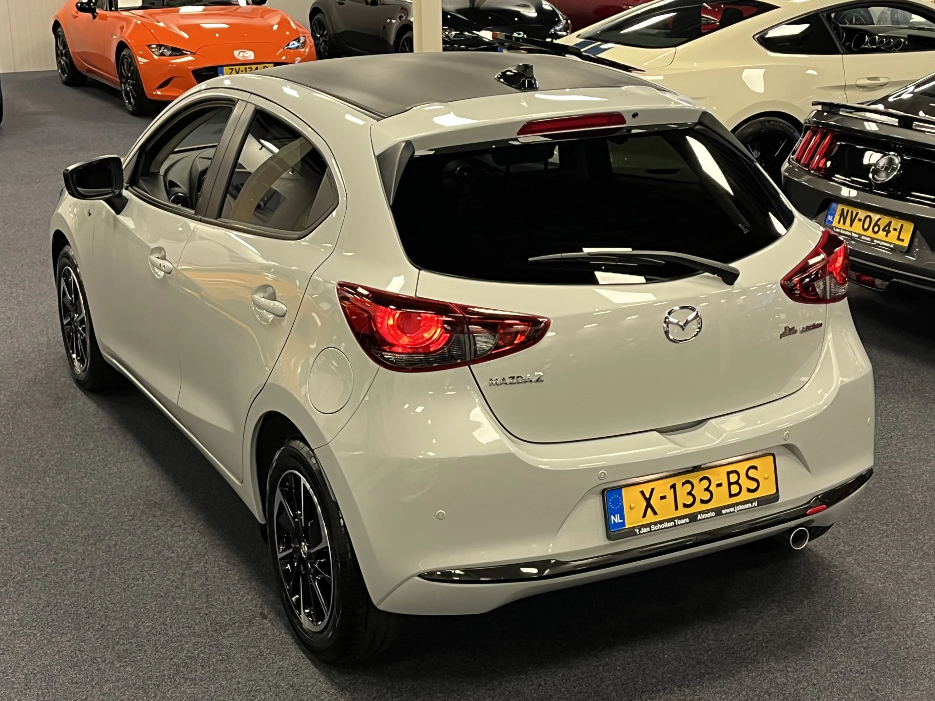 Hoofdafbeelding Mazda 2