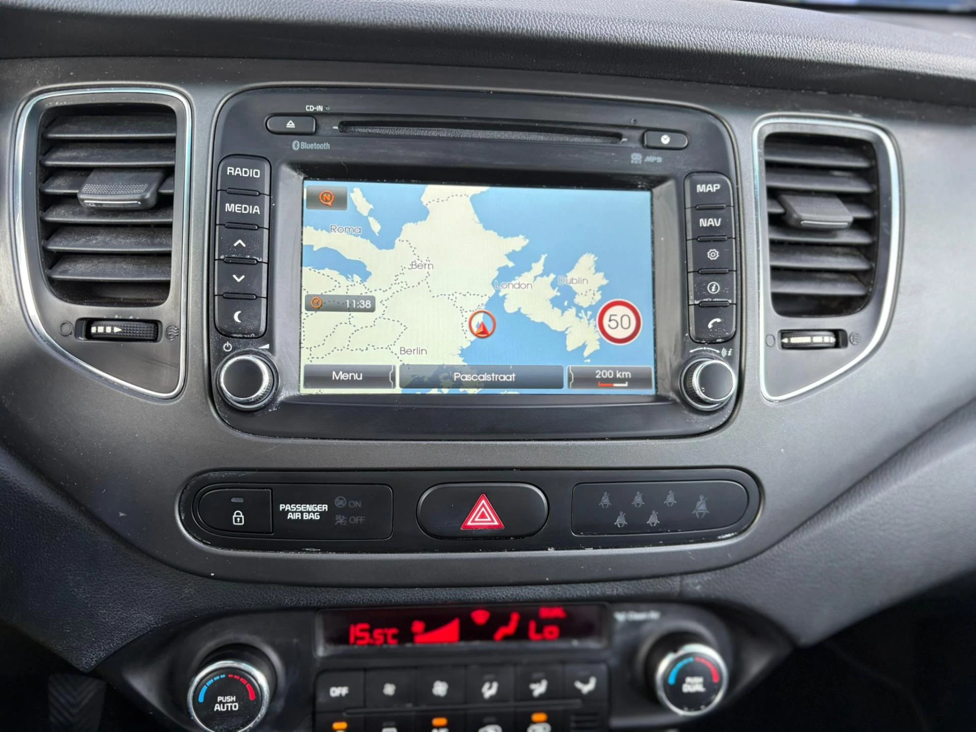 Hoofdafbeelding Kia Carens