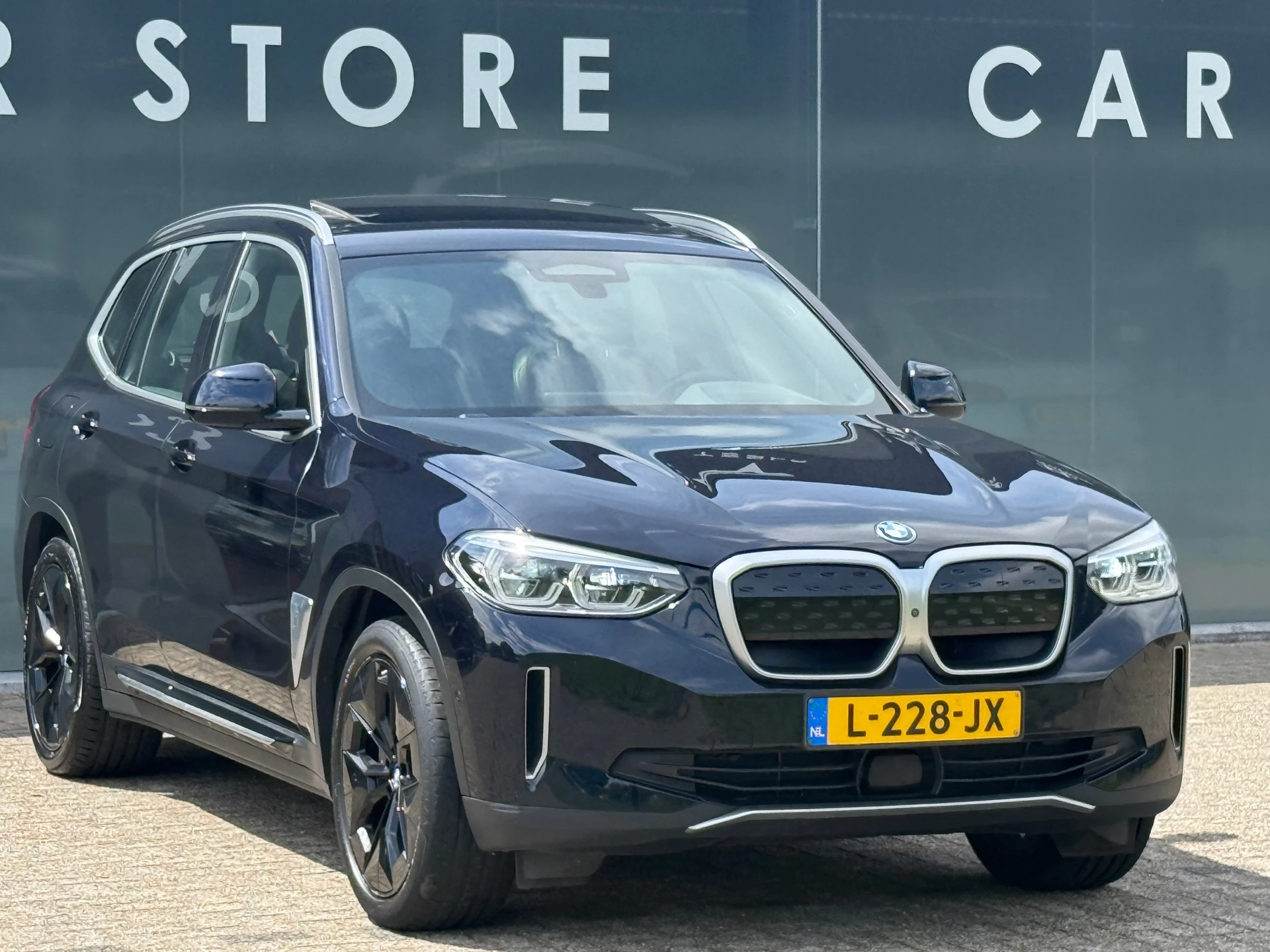 Hoofdafbeelding BMW iX3
