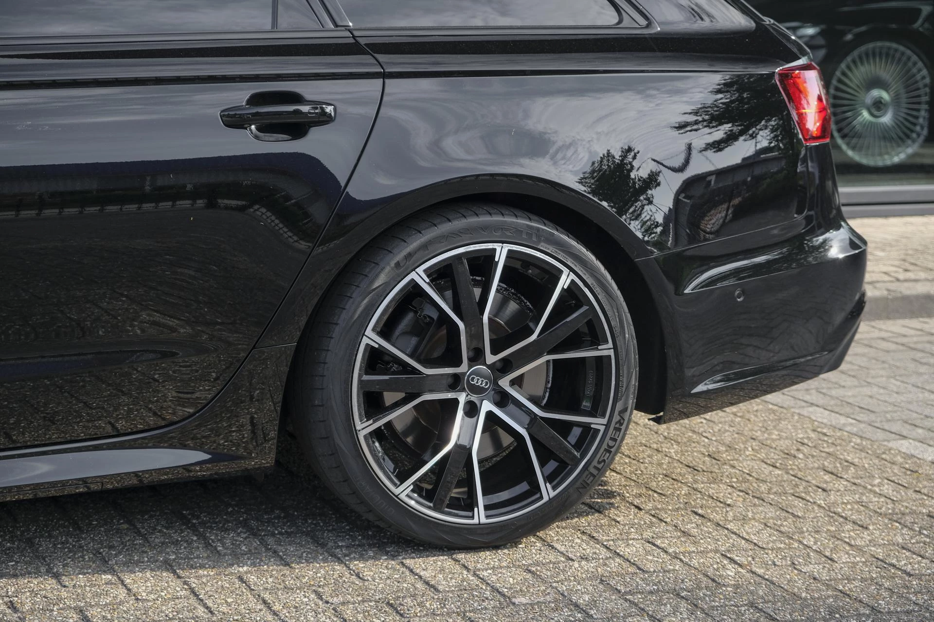 Hoofdafbeelding Audi S6