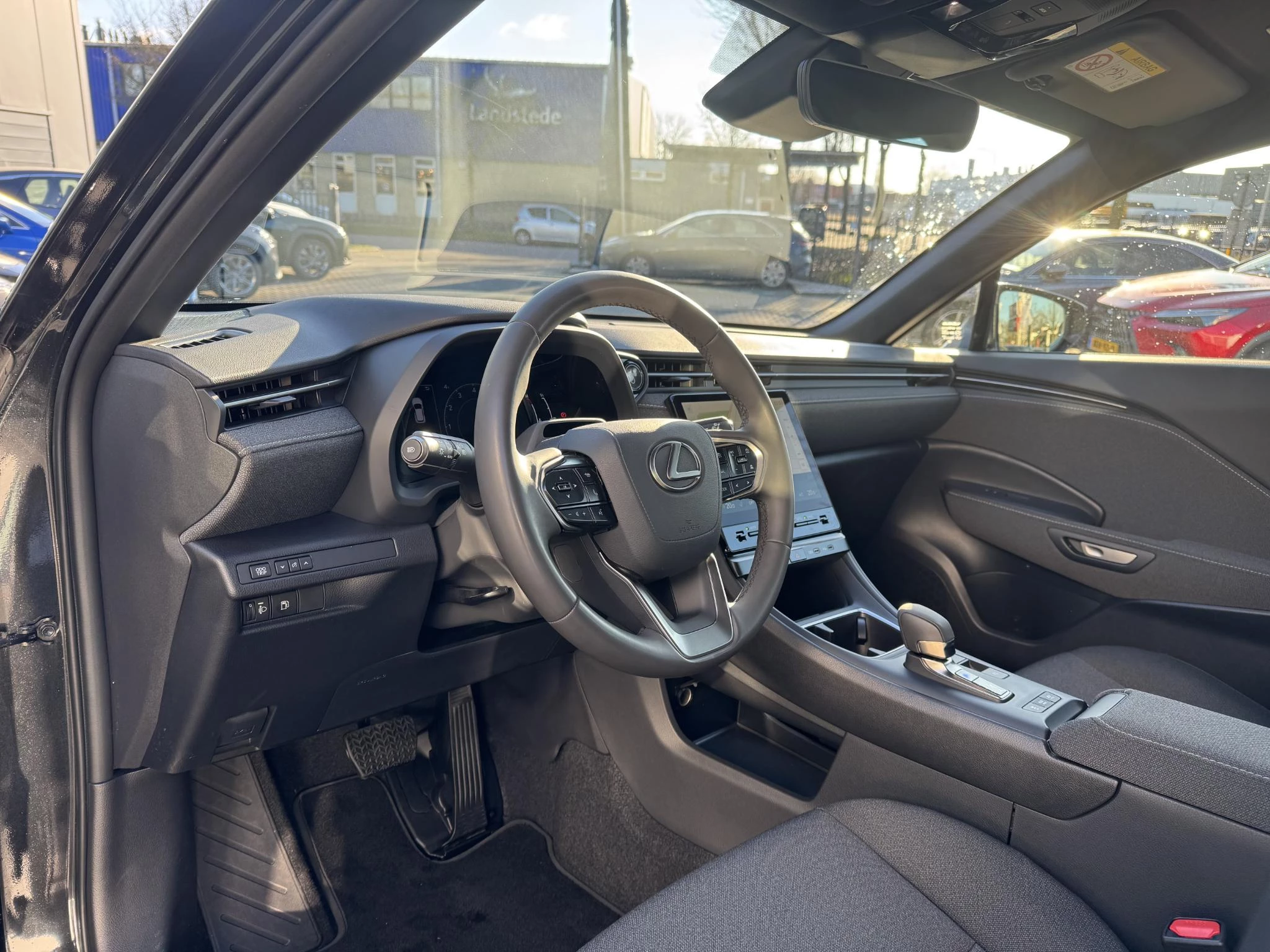 Hoofdafbeelding Lexus LBX