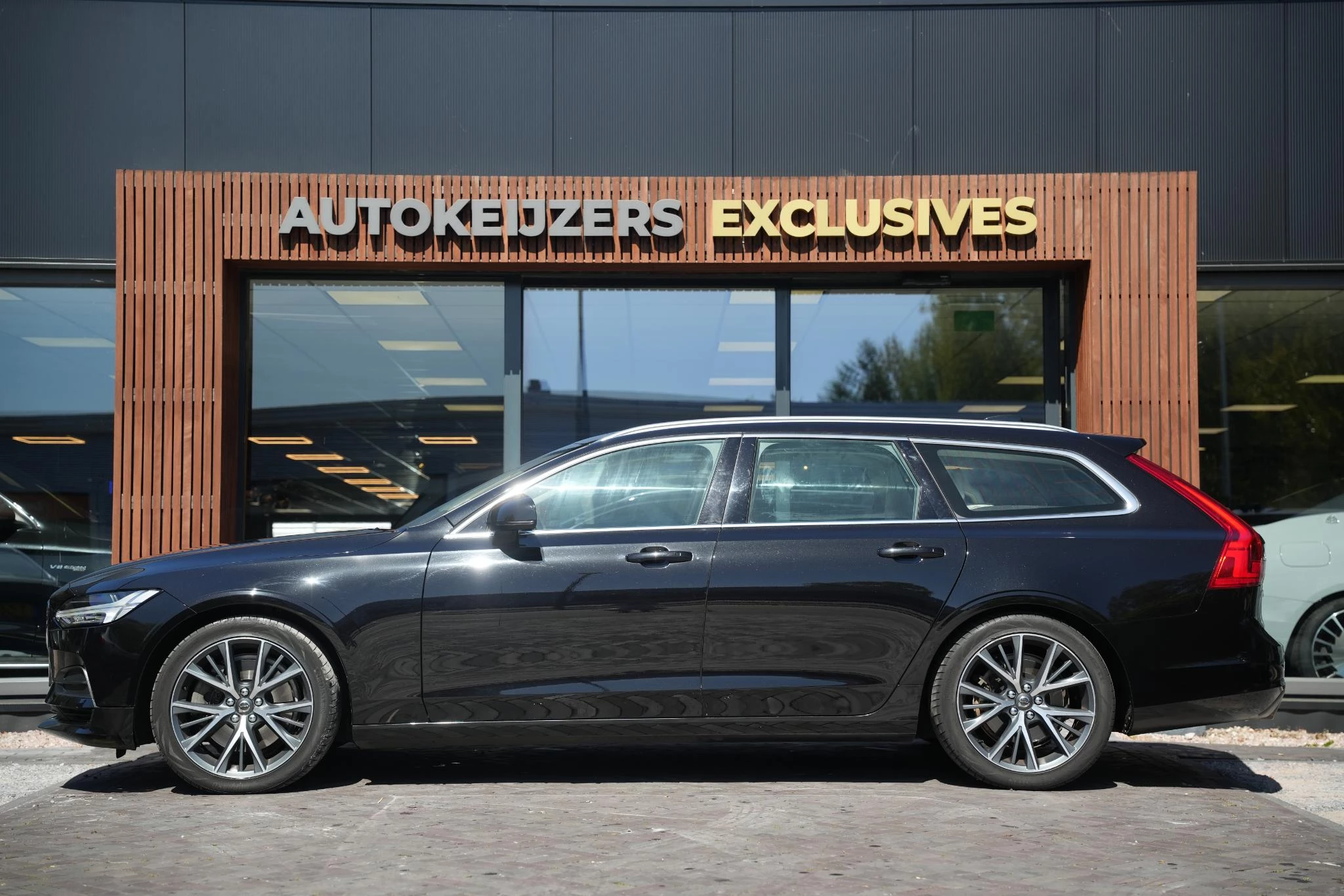 Hoofdafbeelding Volvo V90