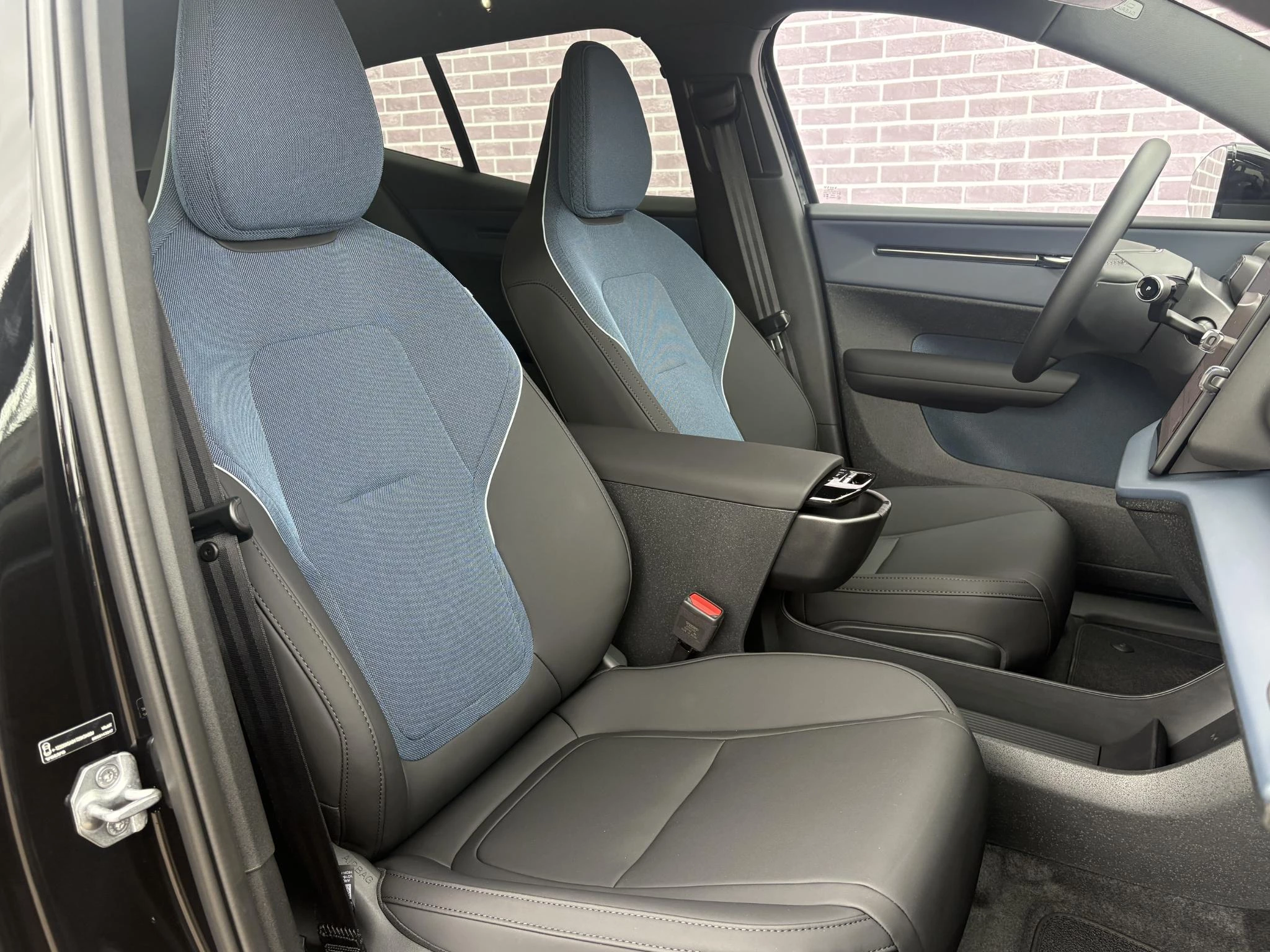 Hoofdafbeelding Volvo EX30