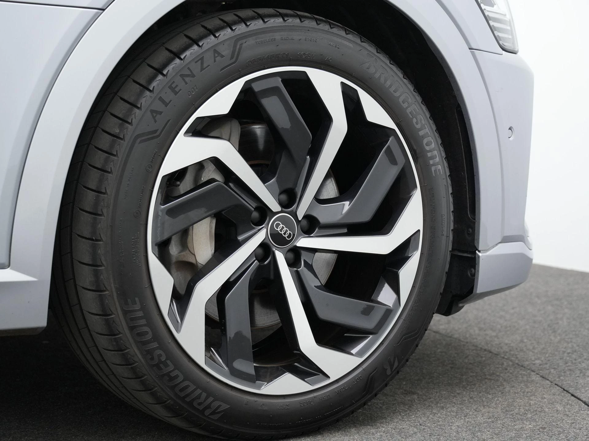 Hoofdafbeelding Audi e-tron