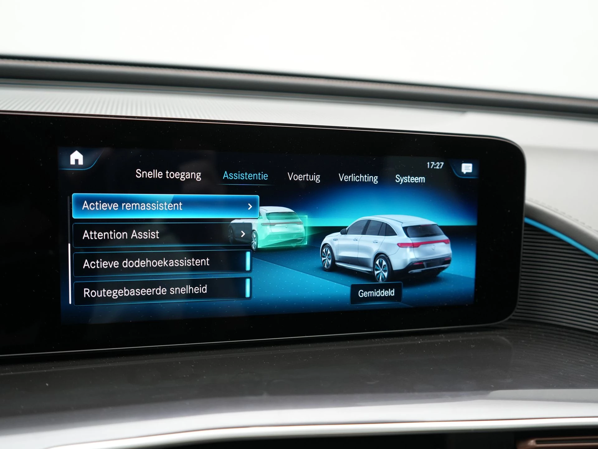 Hoofdafbeelding Mercedes-Benz EQC