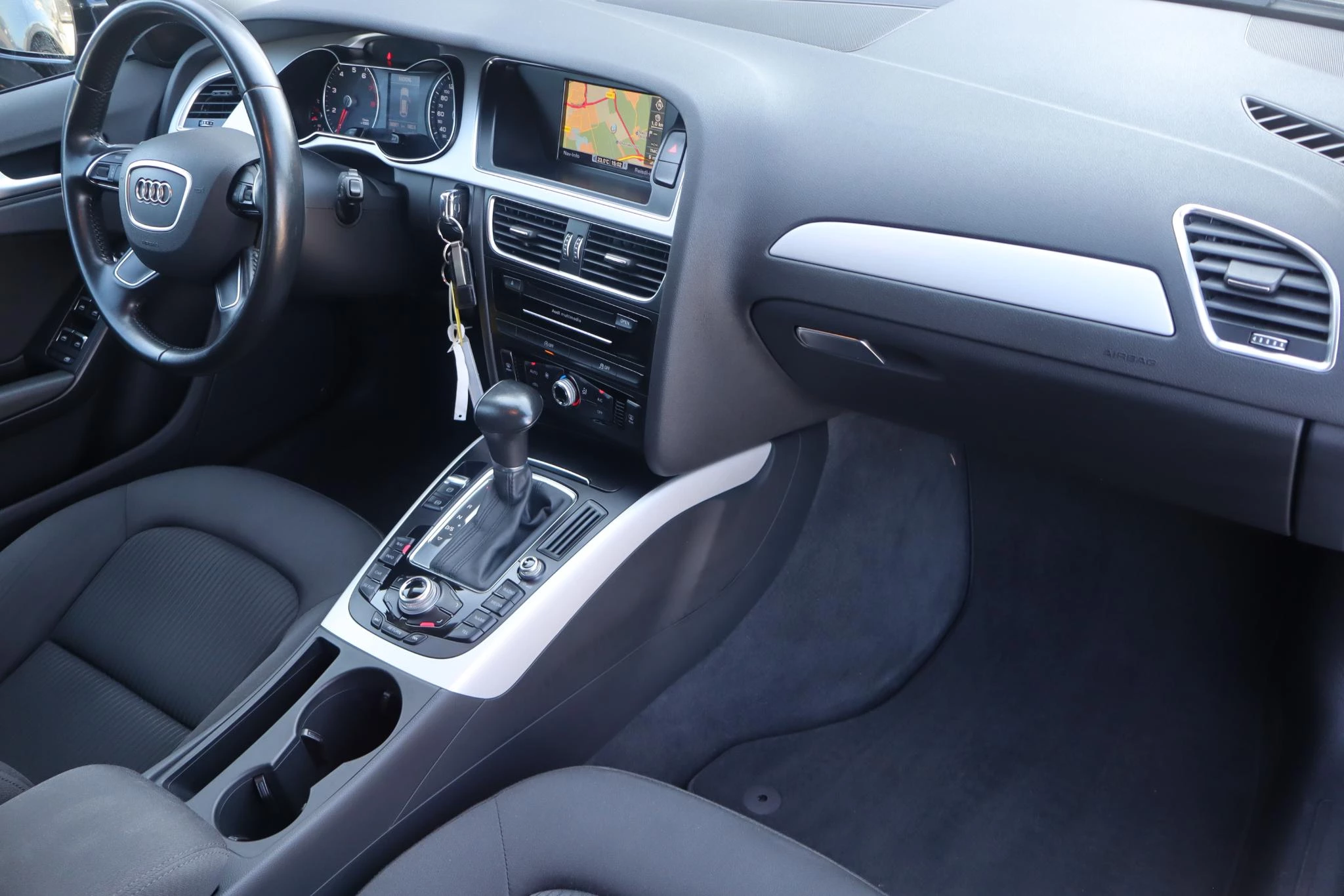 Hoofdafbeelding Audi A4