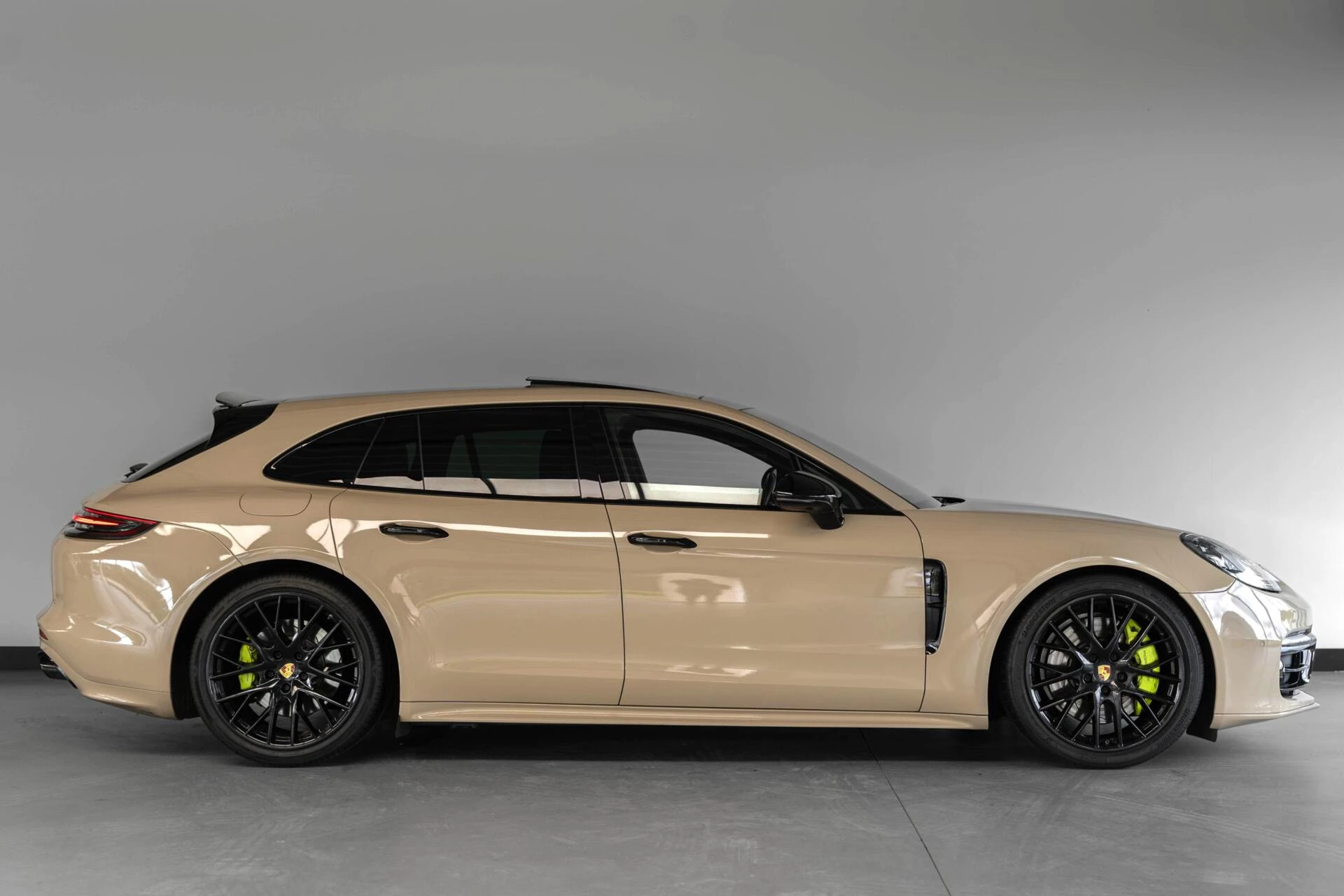 Hoofdafbeelding Porsche Panamera