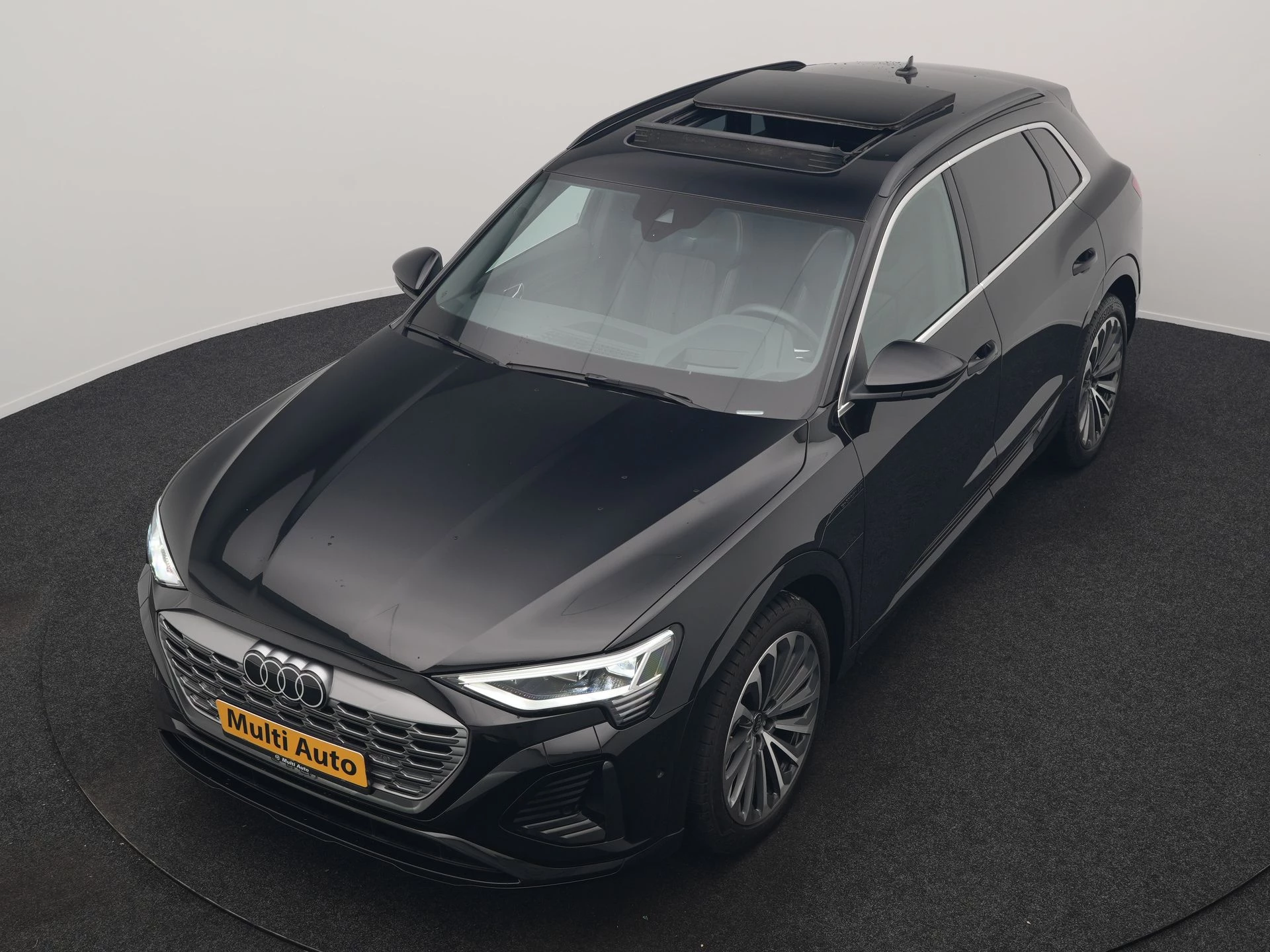 Hoofdafbeelding Audi Q8 e-tron