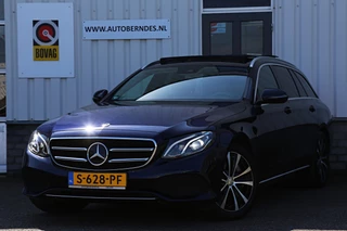 Hoofdafbeelding Mercedes-Benz E-Klasse Mercedes-Benz E-Klasse Estate 300 de Premium Plus Plug in Hybride 9-G Aut.*BTW*Perfect Onderh.*Panodak/Leder/Stoelverw./Burmester/ACC/Xenon/LED/Elek. Klep/Dodehoek/Rijstrook/Apple Carplay-Android/Camera/Parkeersens.V+A*