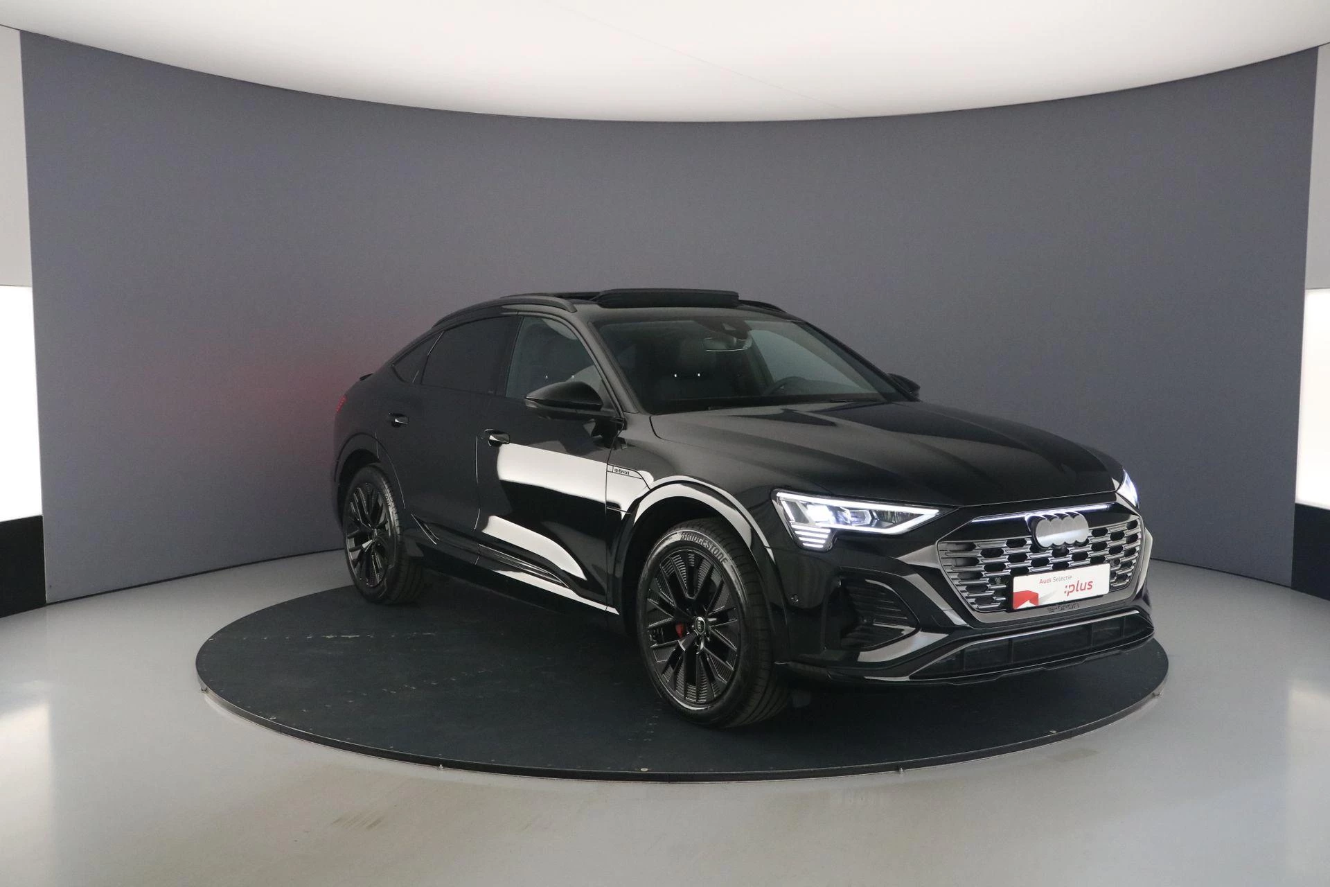 Hoofdafbeelding Audi Q8 Sportback e-tron
