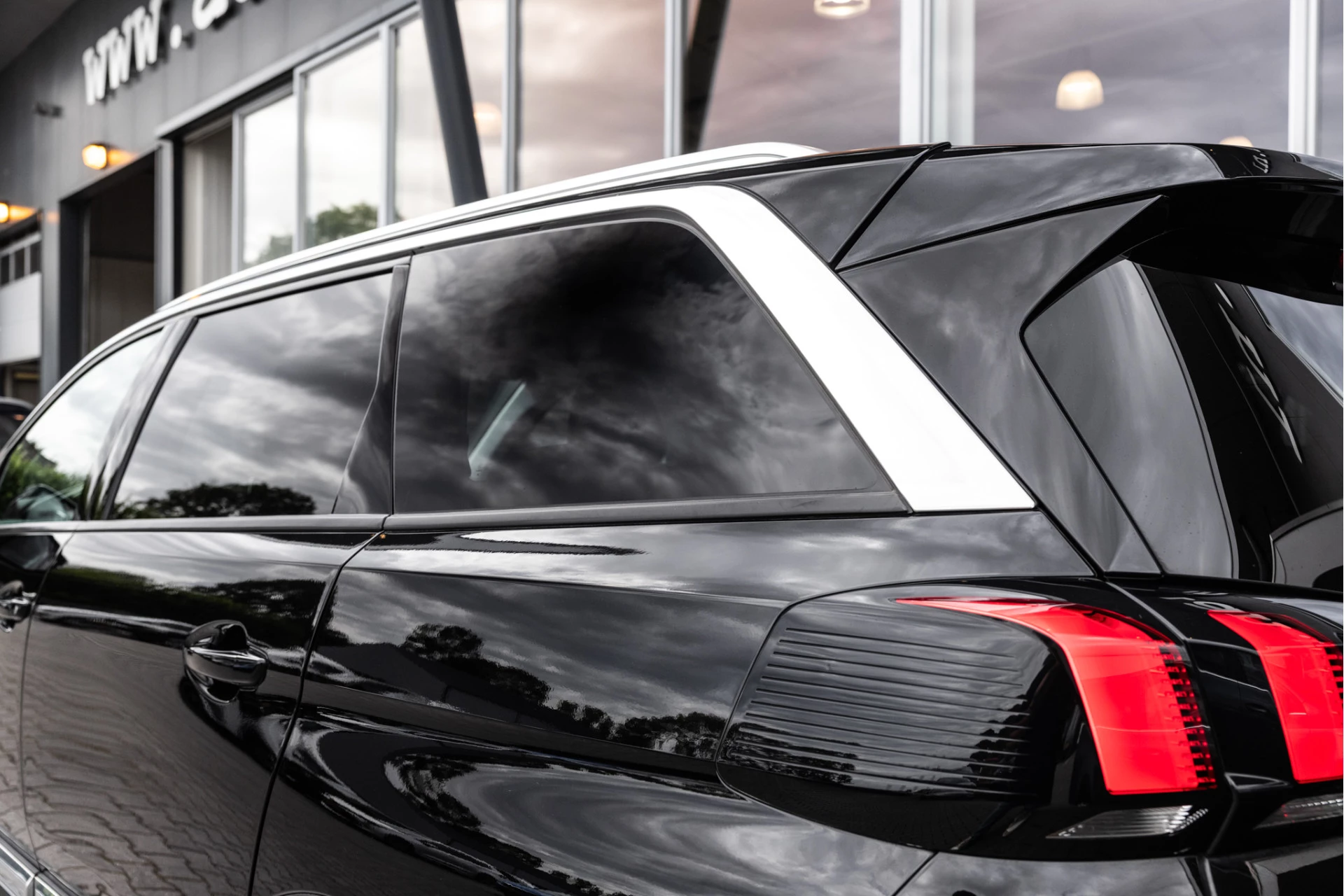 Hoofdafbeelding Peugeot 5008